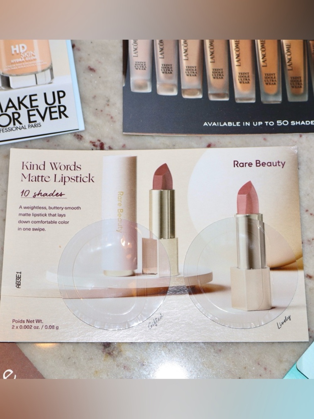 Makeup Samples Bundle - Picture 4 of 7